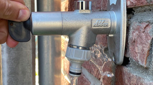 Er spuit water uit een klein gaatje bij mijn Kemper Frosti kraan, wat nu??