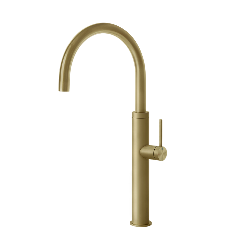 Gessi 316 keukenmengkraan met gebogen uitloop Messing Geborsteld