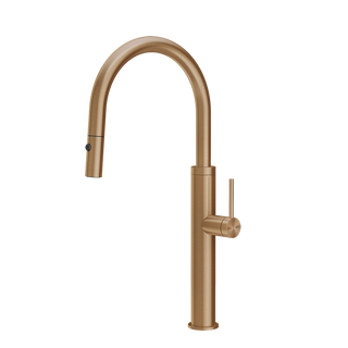 Gessi 316 keukenmengkraan met gebogen uitloop en uittrekbare 2-straals handdouche Warm Brons Geborsteld